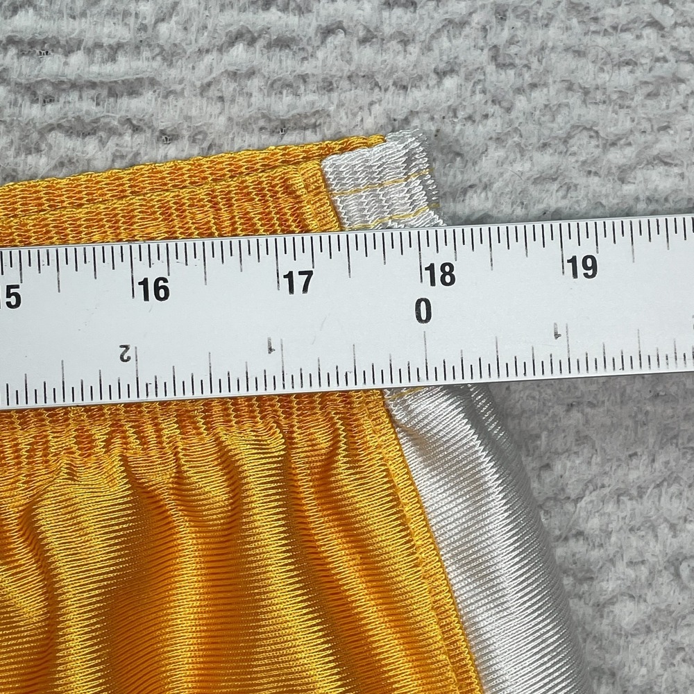 Vintage Nike Los Angeles Lakers Shorts Mens Size Medium Satin Yellow Embroidered - Picture 6 of 10